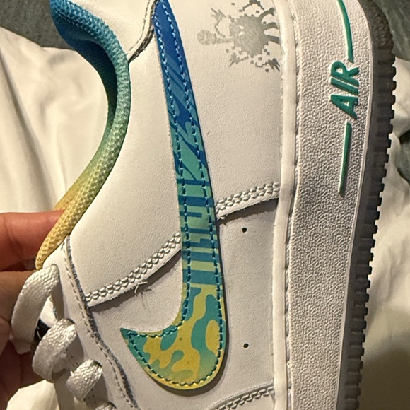 Nike Kids White and Teal Sneakers